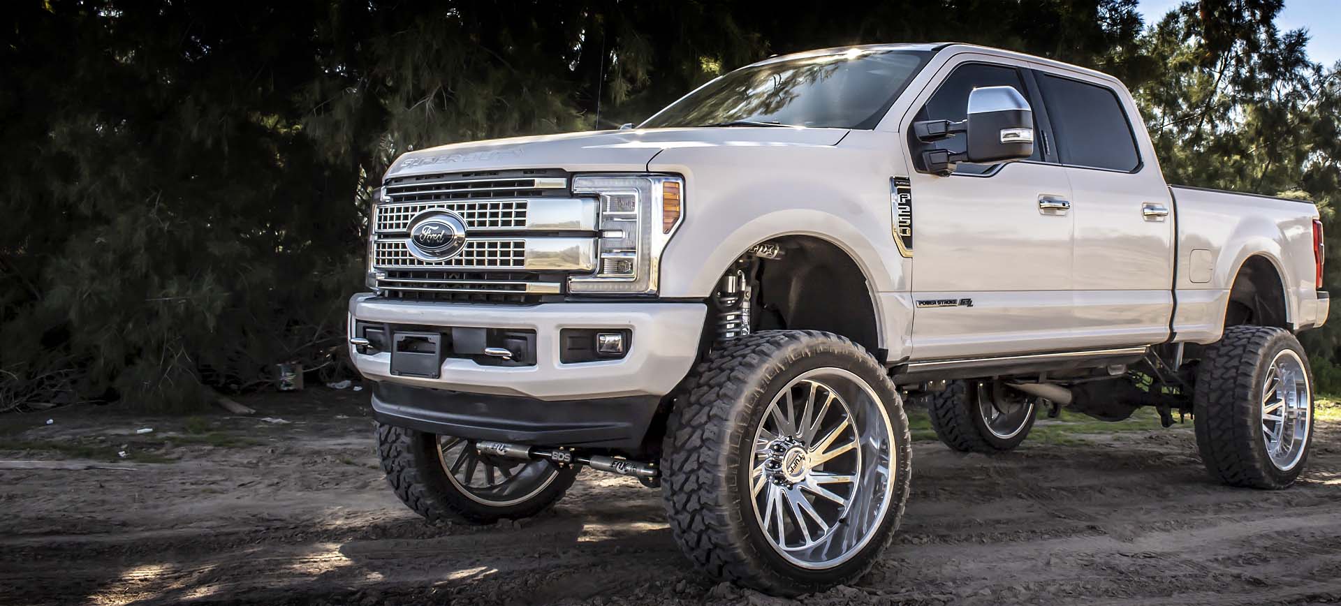 Lifted Ford F250 Platnium White