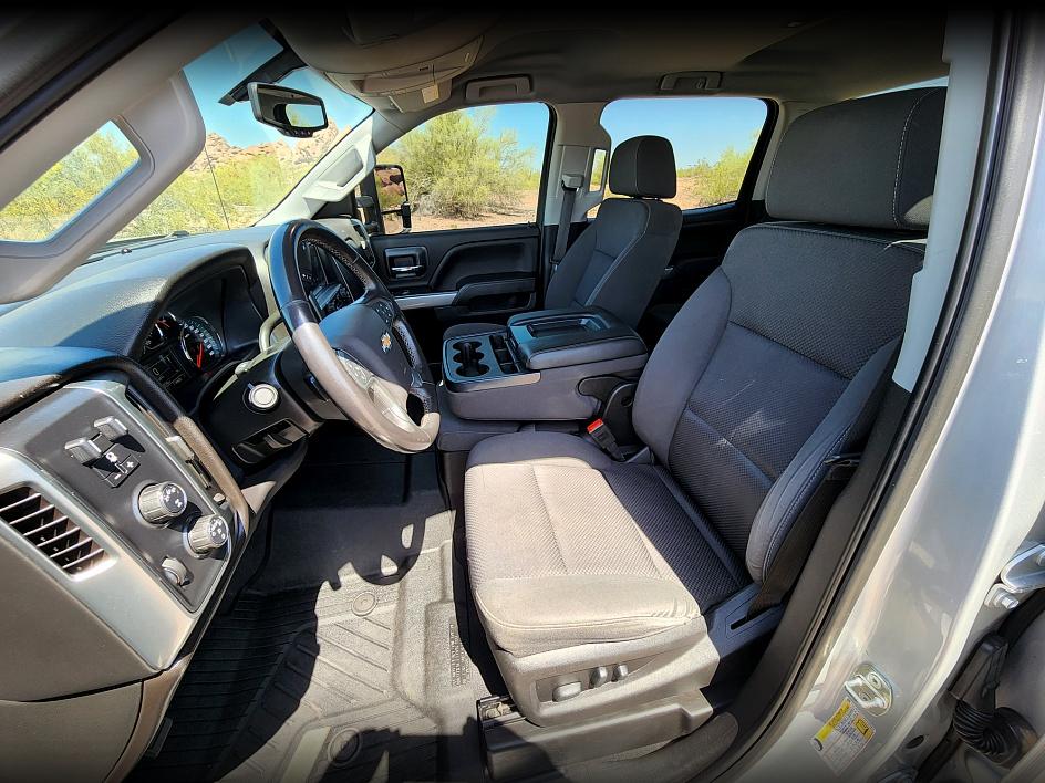 2019 Chevrolet Silverado 3500HD LT Z71 photo 10