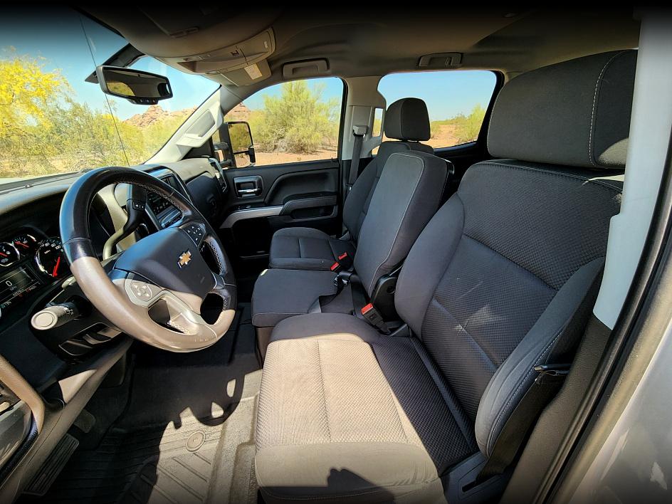 2019 Chevrolet Silverado 3500HD LT Z71 photo 11