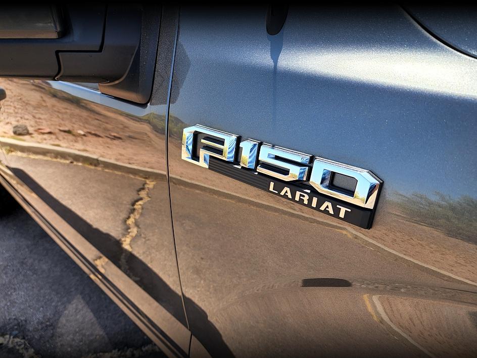 2020 Ford F-150 Lariat photo 9