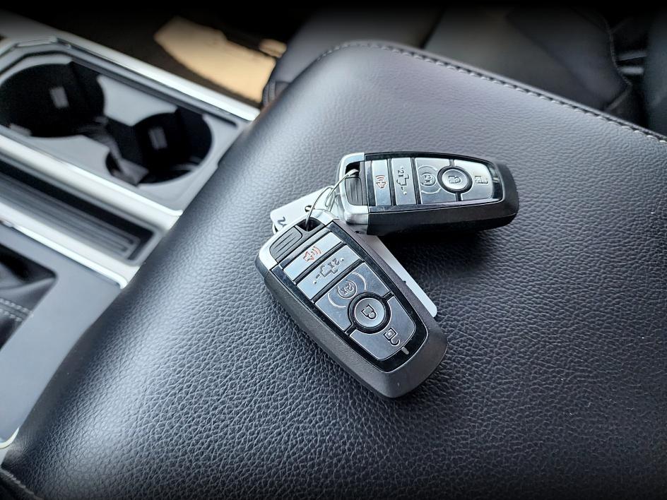 2020 Ford F-150 Lariat photo 25