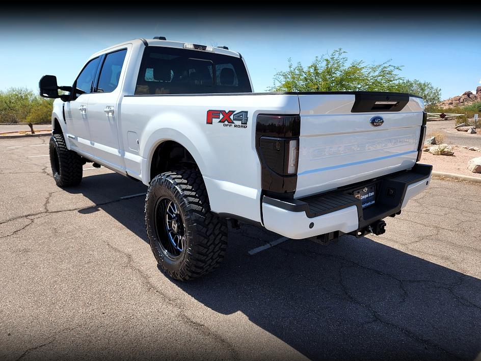 2022 Ford F-250 Lariat FX4 photo 6