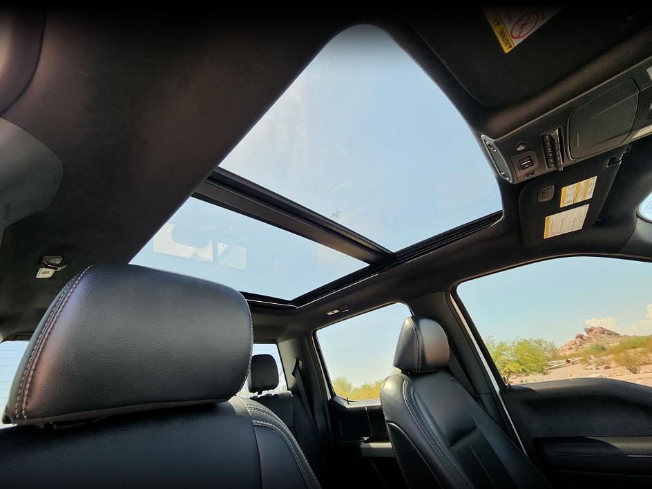 2022 Ford F-250 Lariat FX4 photo 23