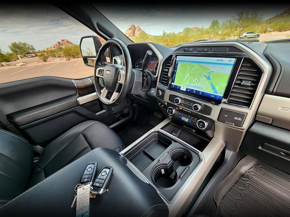 2022 Ford F-250 Lariat FX4 photo 5