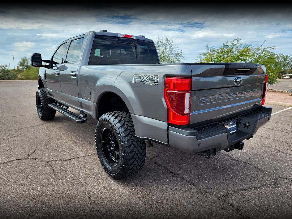 2022 Ford F-250 Lariat FX4 photo 7