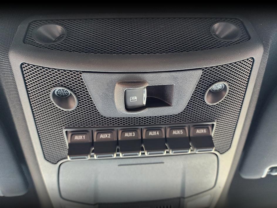 2022 Ford F-250 Lariat FX4 photo 18