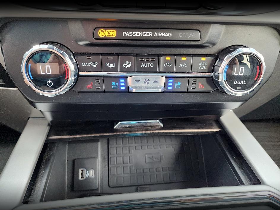 2022 Ford F-250 Lariat FX4 photo 25