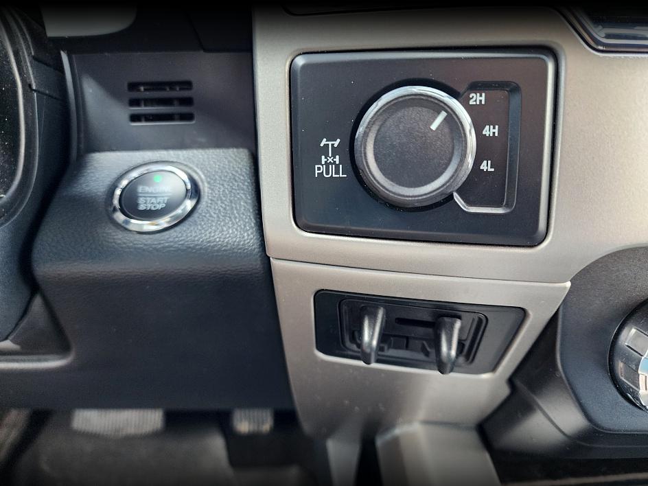 2022 Ford F-250 Lariat FX4 photo 26