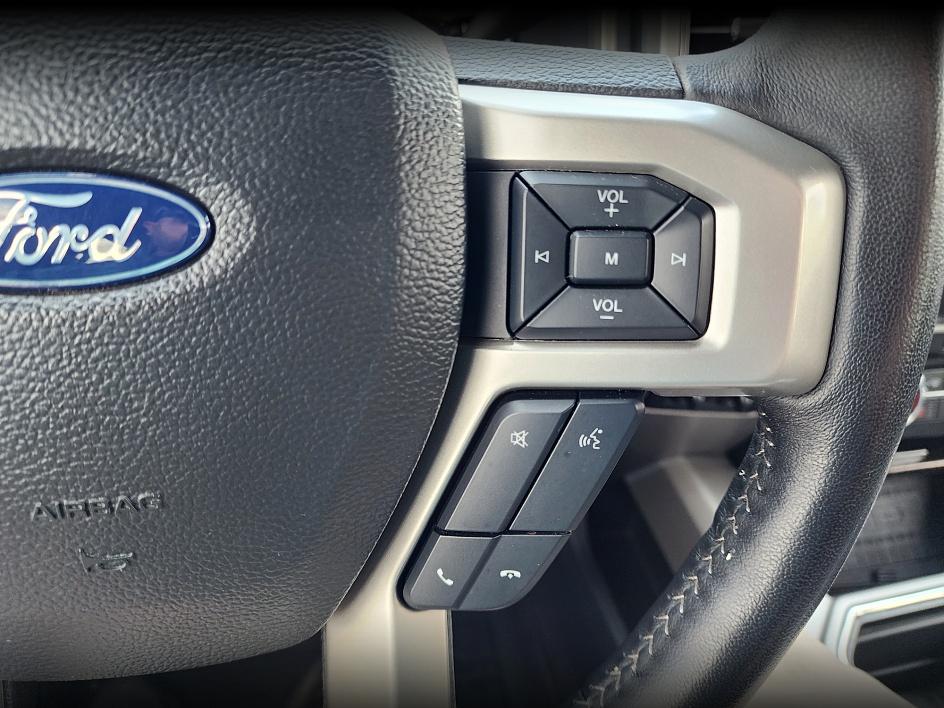 2022 Ford F-250 Lariat FX4 photo 30