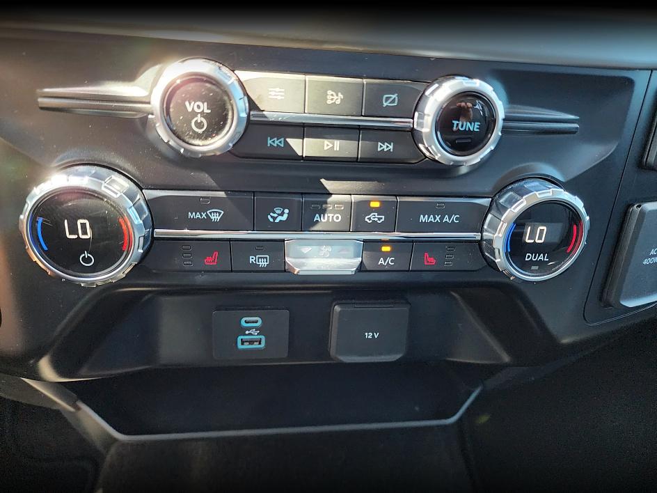 2021 Ford F-150 XLT photo 18