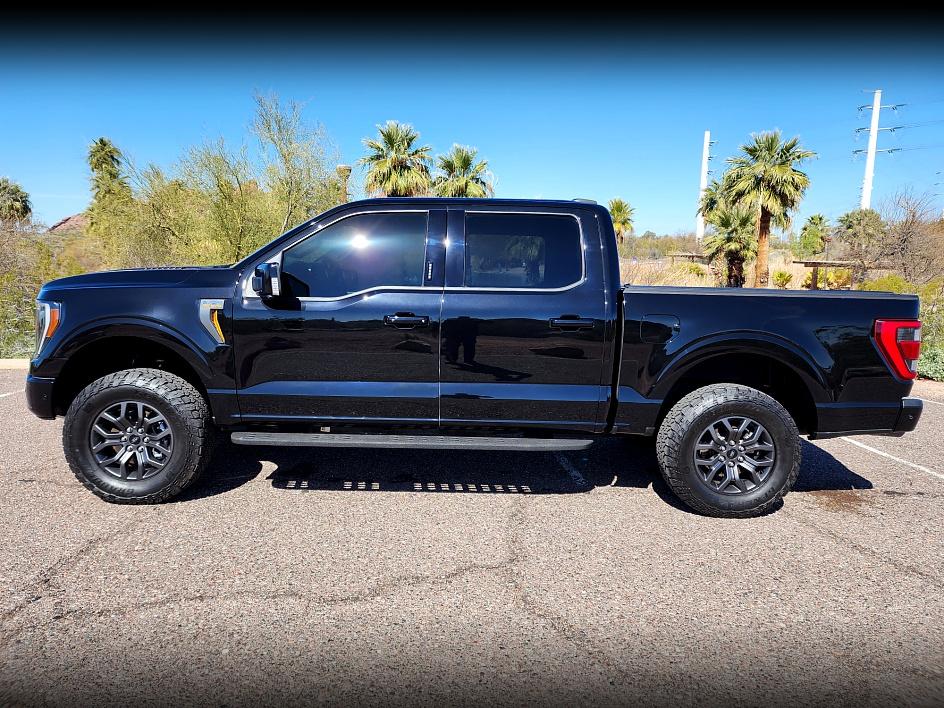 2022 Ford F-150 Tremor photo 2