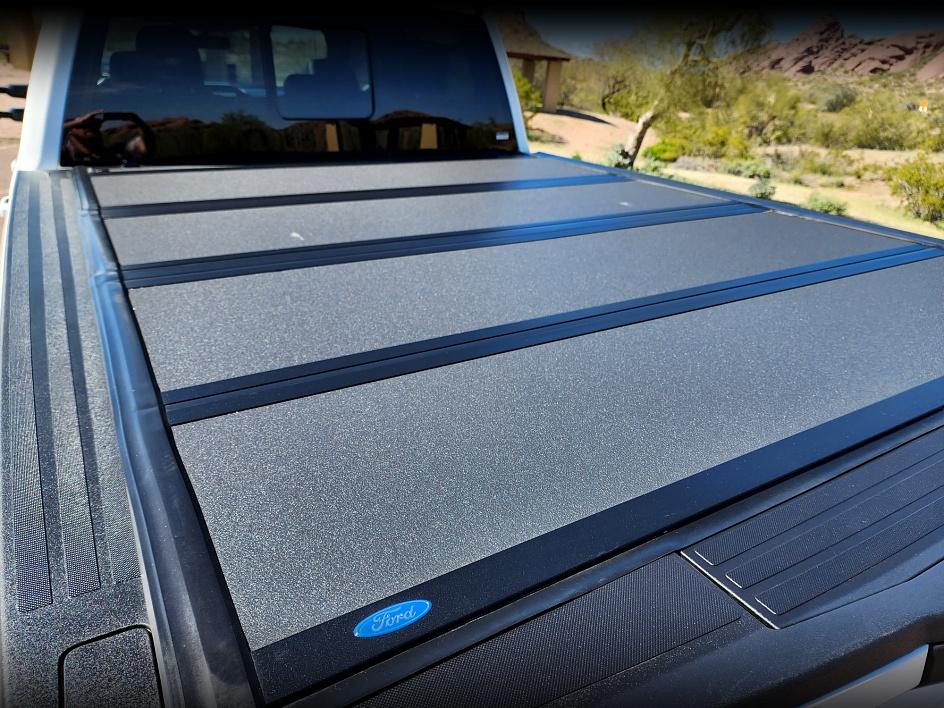 2022 Ford F-350 Lariat photo 4
