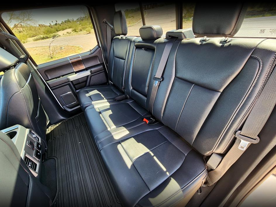 2022 Ford F-350 Lariat photo 15