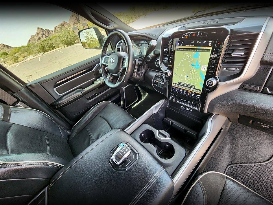 2020 Ram 2500 Laramie photo 20