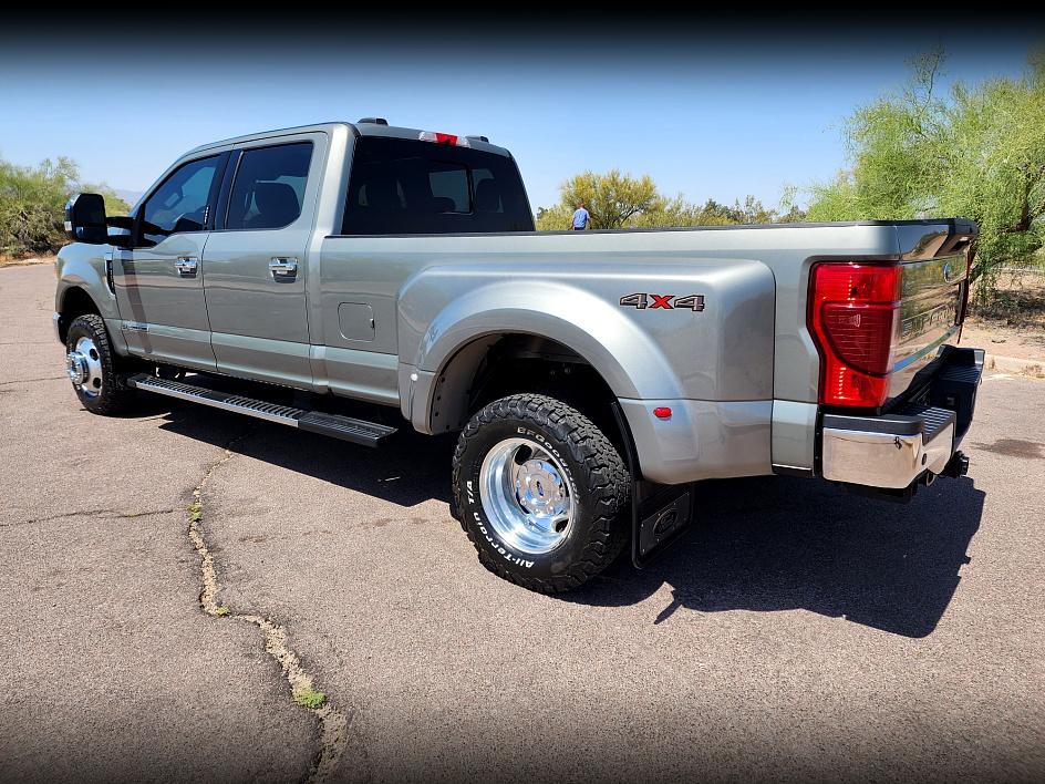 2020 Ford F-350 Lariat photo 3