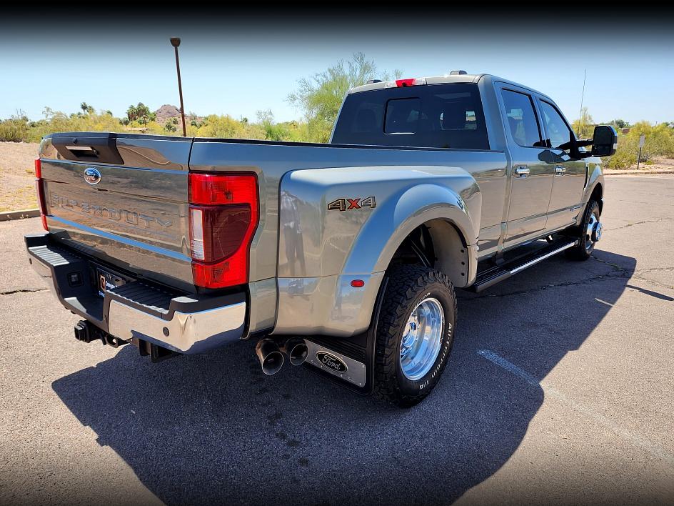 2020 Ford F-350 Lariat photo 4