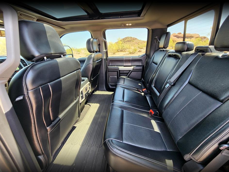 2020 Ford F-350 Lariat photo 11