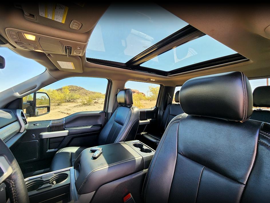 2020 Ford F-350 Lariat photo 10