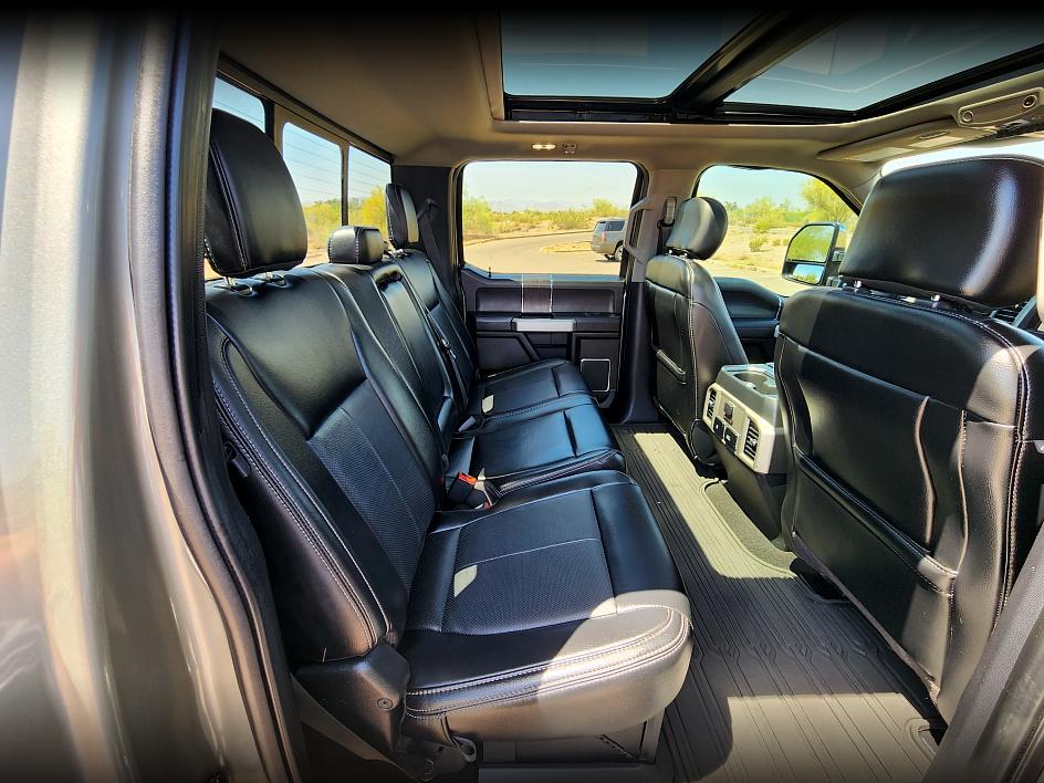 2020 Ford F-350 Lariat photo 13