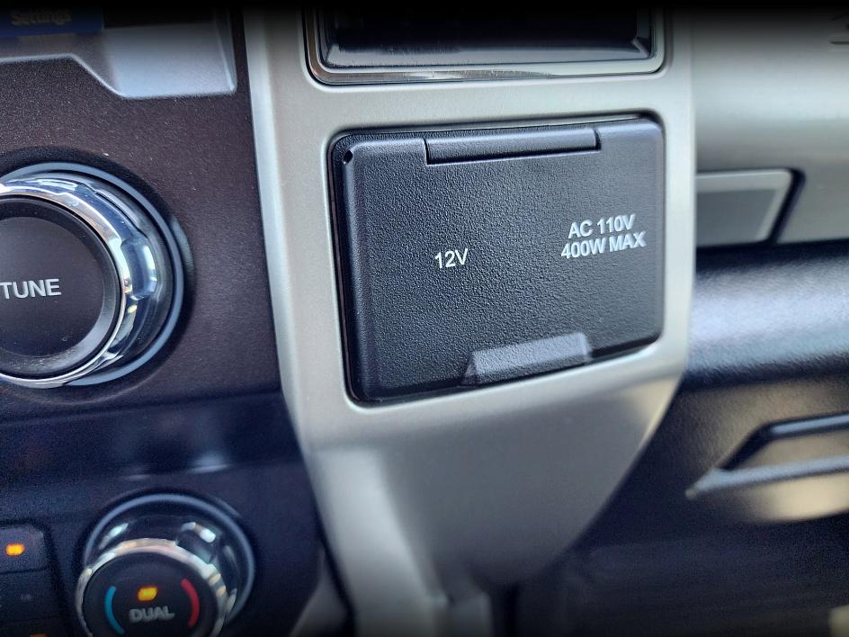 2020 Ford F-350 Lariat photo 26