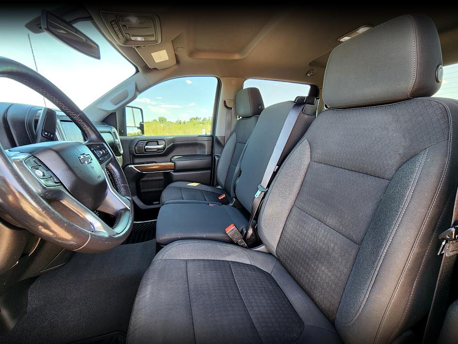 2021 Chevrolet Silverado 2500HD LT Midnight Edition photo 14