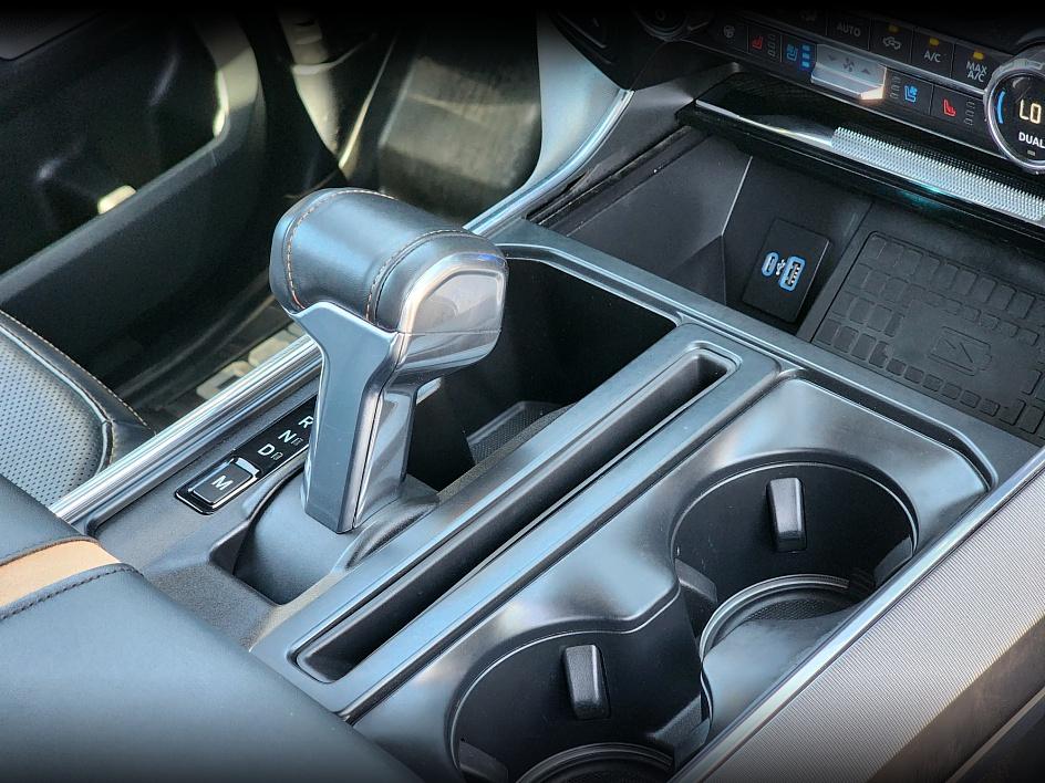 2021 Ford F-150 Platinum photo 24