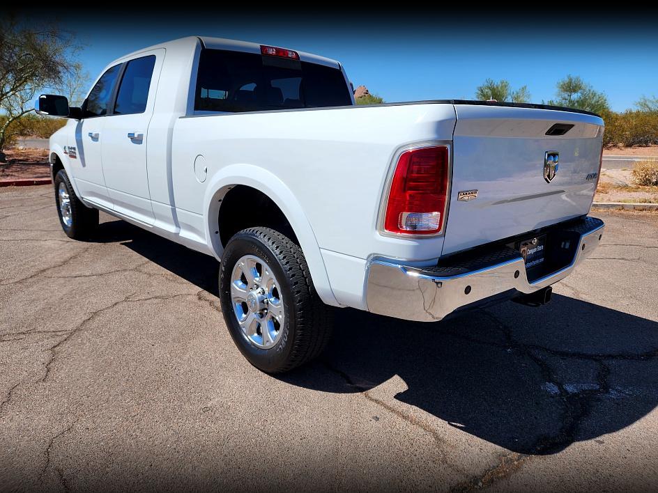 2014 Ram 2500 Laramie photo 3