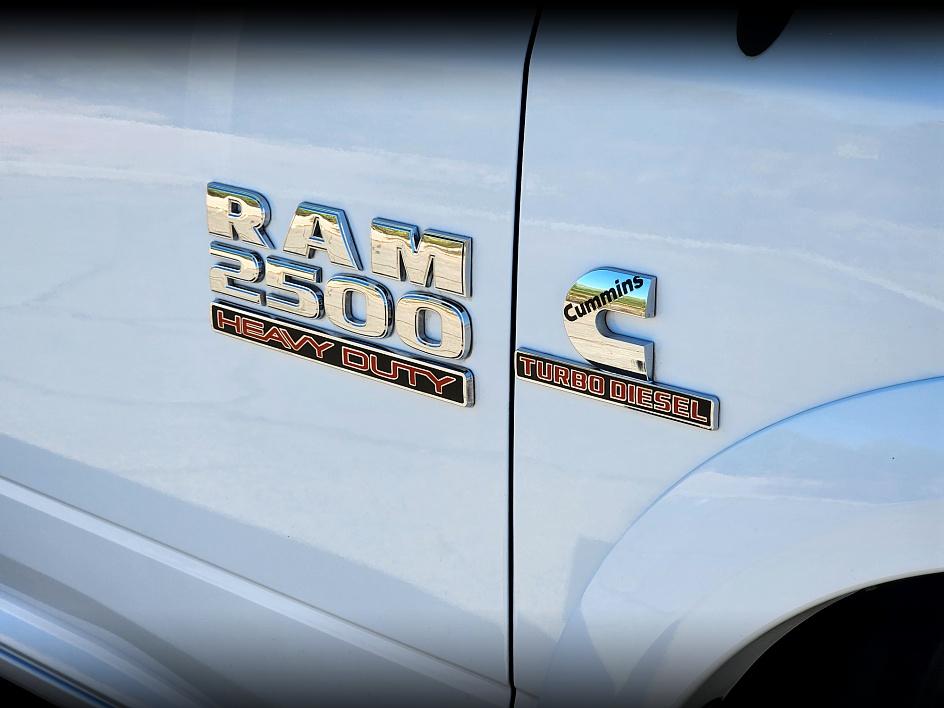 2014 Ram 2500 Laramie photo 8