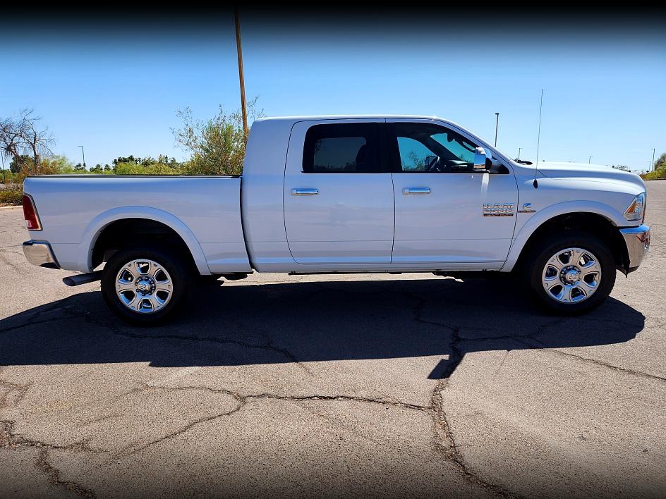 2014 Ram 2500 Laramie photo 5