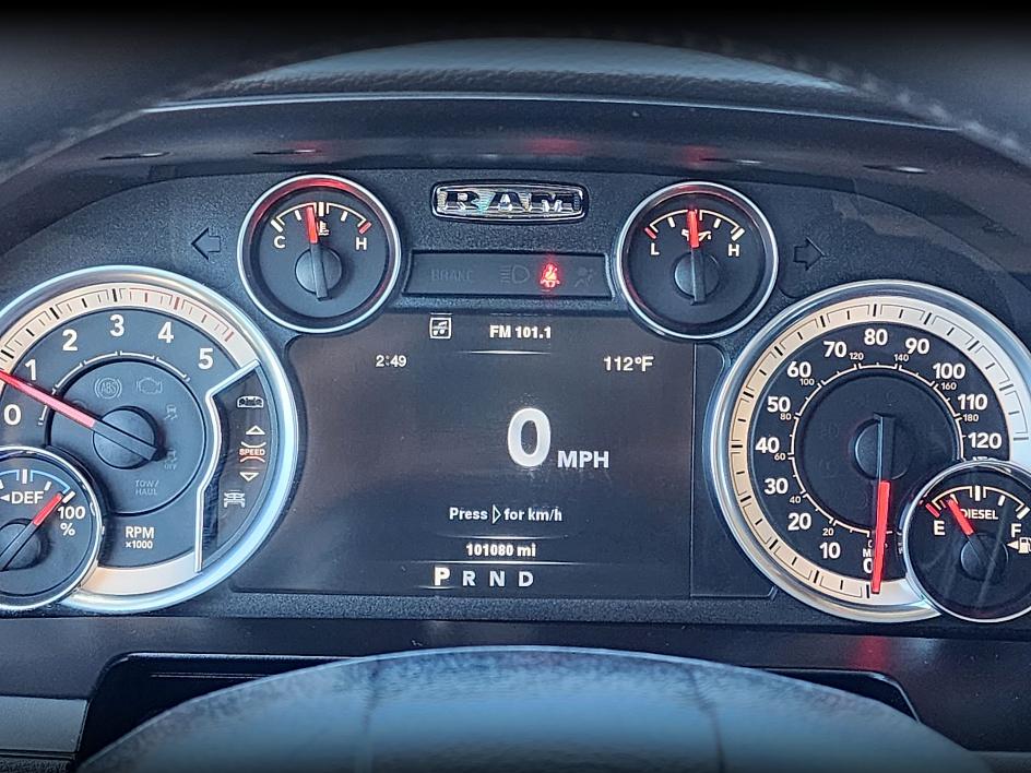 2014 Ram 2500 Laramie photo 28
