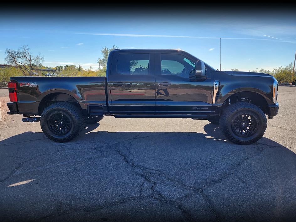 2023 Ford F-250 Lariat photo 5