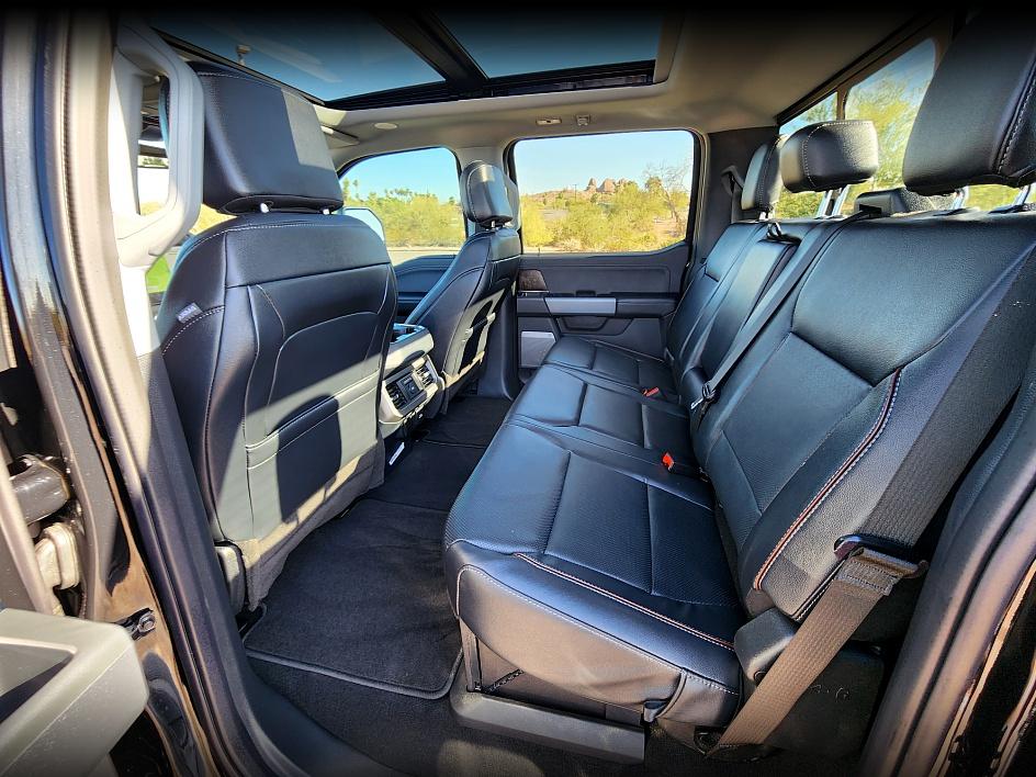 2023 Ford F-250 Lariat photo 13