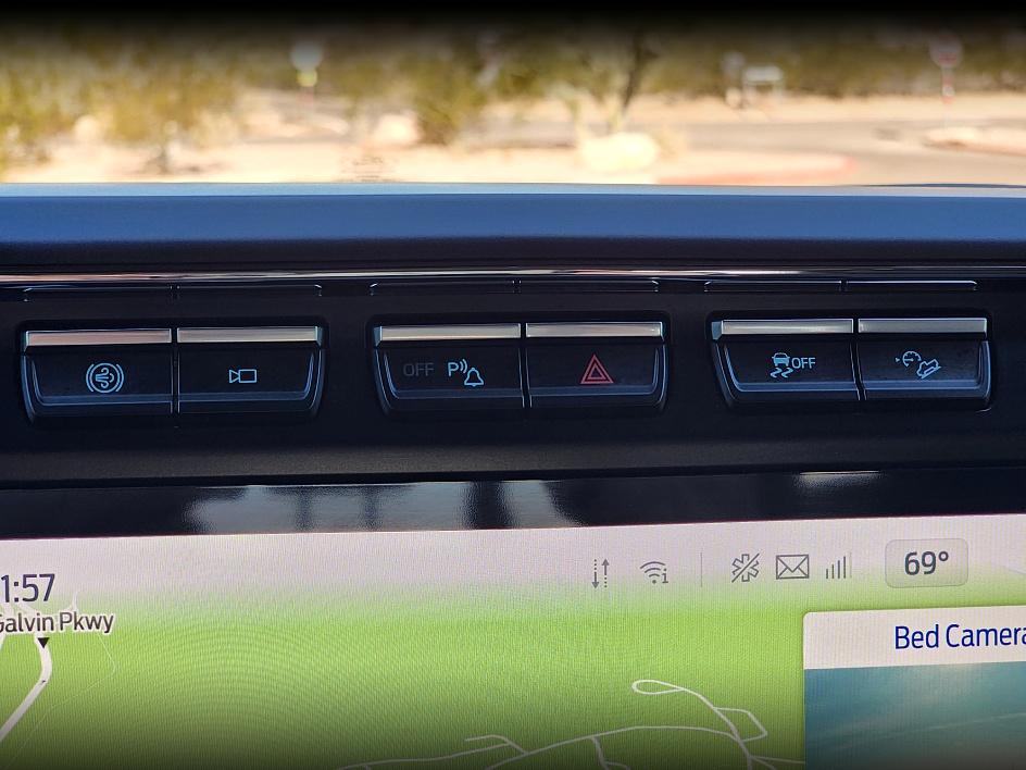 2023 Ford F-250 Lariat photo 19