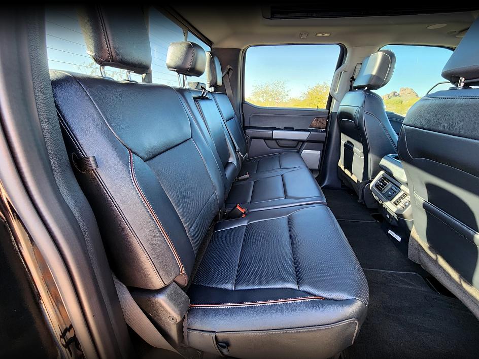 2023 Ford F-250 Lariat photo 15