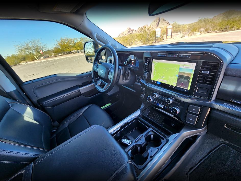 2023 Ford F-250 Lariat photo 18