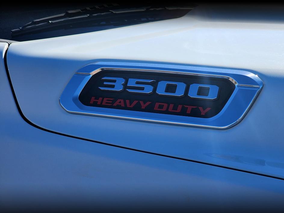 2020 Ram 3500 Laramie Longhorn photo 9