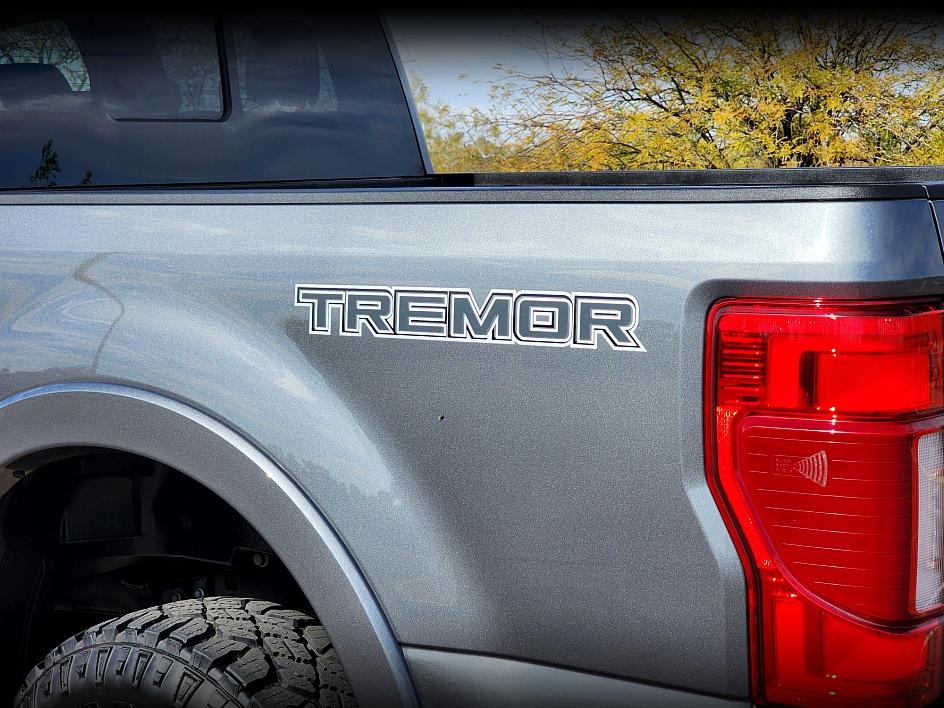 2022 Ford F-350 Lariat photo 4