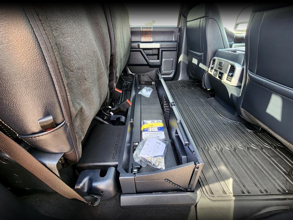 2022 Ford F-350 Lariat photo 17