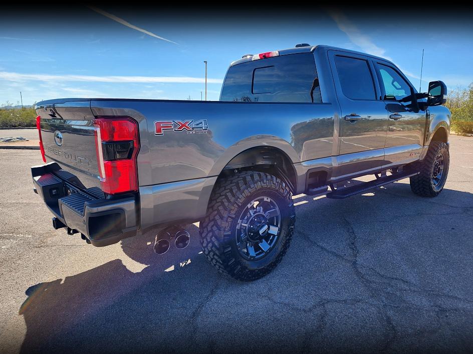 2023 Ford F-250 Lariat photo 6