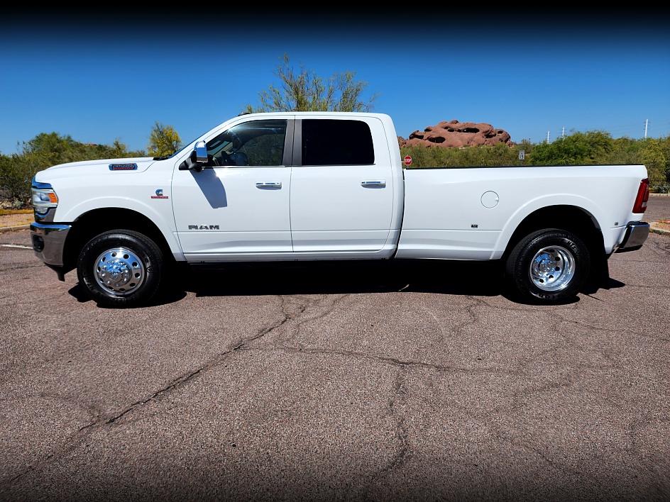 2019 Ram 3500 Laramie photo 2