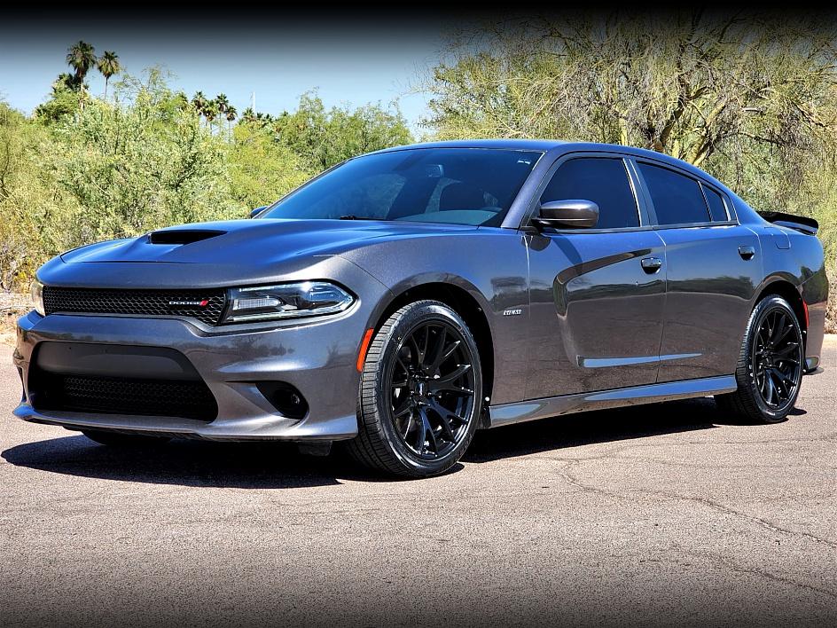 2019 Dodge Charger R/T's photo