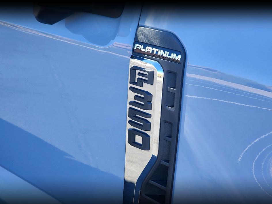 2024 Ford F-350 Super Duty Platinum - Photo 8