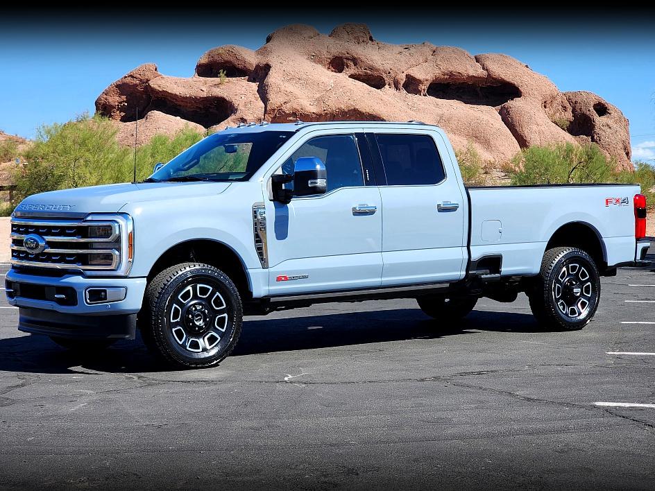 2024 Ford F-350 Super Duty Platinum