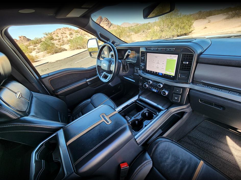 2024 Ford F-350 Super Duty Platinum - Photo 20