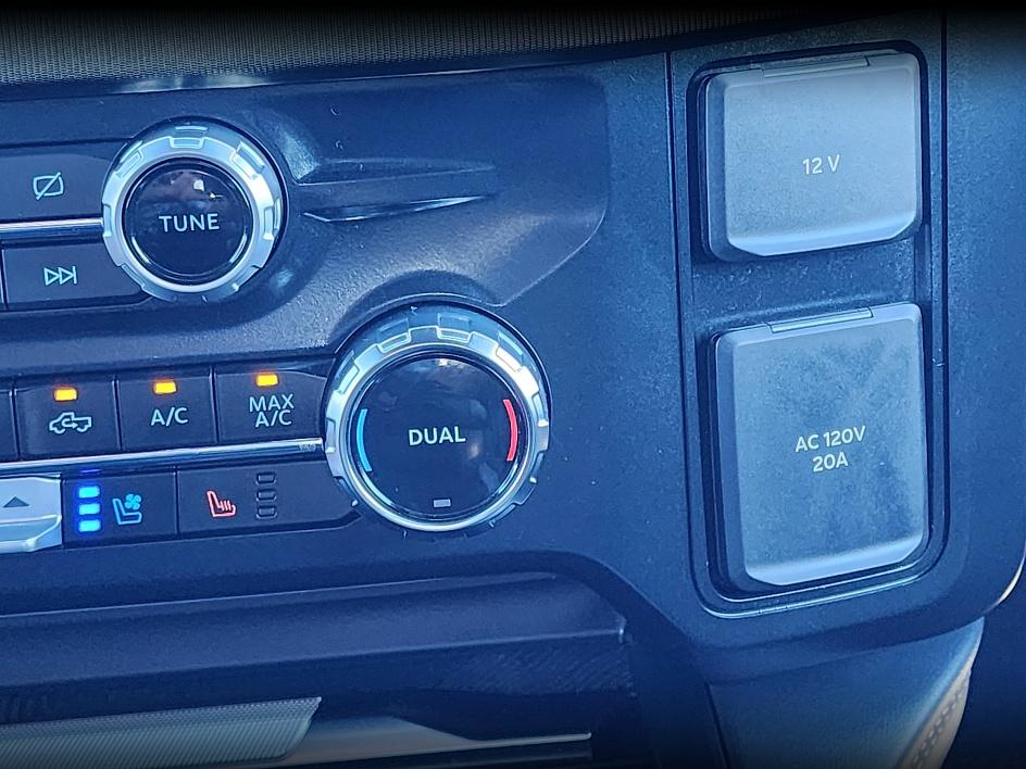 2024 Ford F-350 Super Duty Platinum - Photo 36