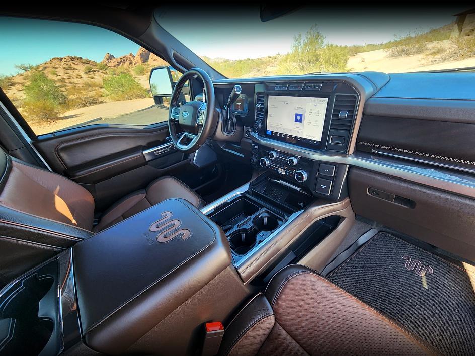 2023 Ford F-450 Super Duty King Ranch - Photo 25