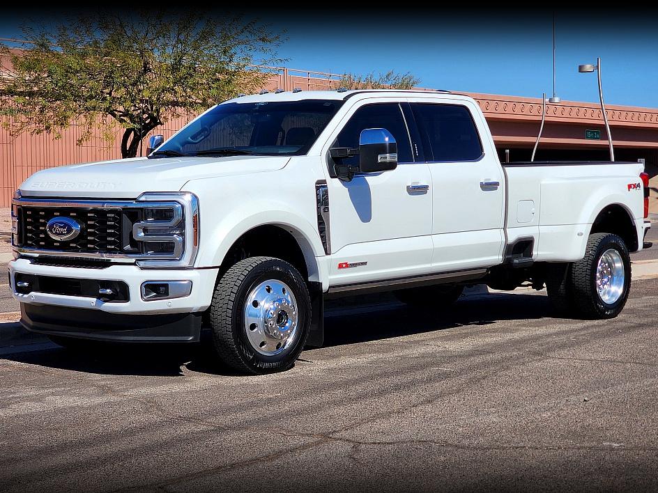 2024 Ford F-450 Platinum 4x4 Crew Cab 8' Box DRW's photo