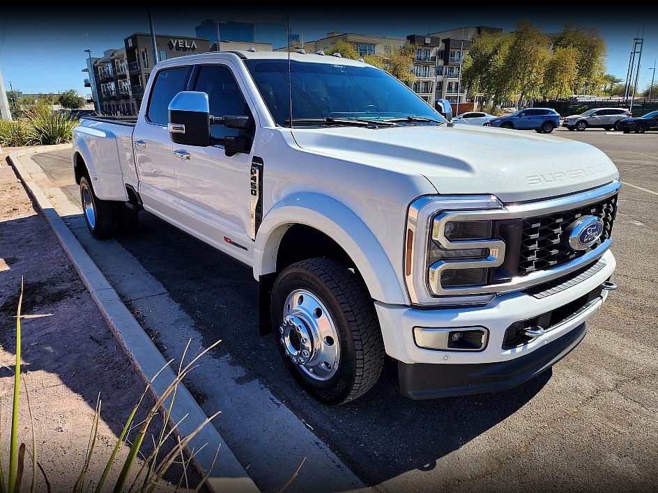 2024 Ford F-450 Super Duty Platinum - Photo 7