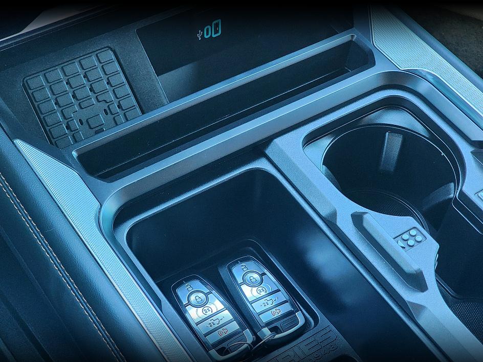 2024 Ford F-450 Super Duty Platinum - Photo 30